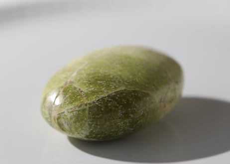 【具現化の天才】サーペンティン 握り石
