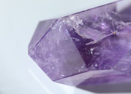 【美への目覚め】虹入りアメジスト フリーフォーム