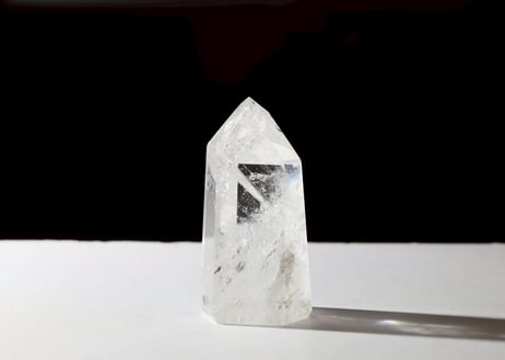 【INDEPENDENCE 自立（富を持つに値する）シジル封入 オリジナルカード付き❣️】ホワイトガーデン入り ハイクオリティ レムリアンクォーツ ポイント ※イベントクーポン使用不可