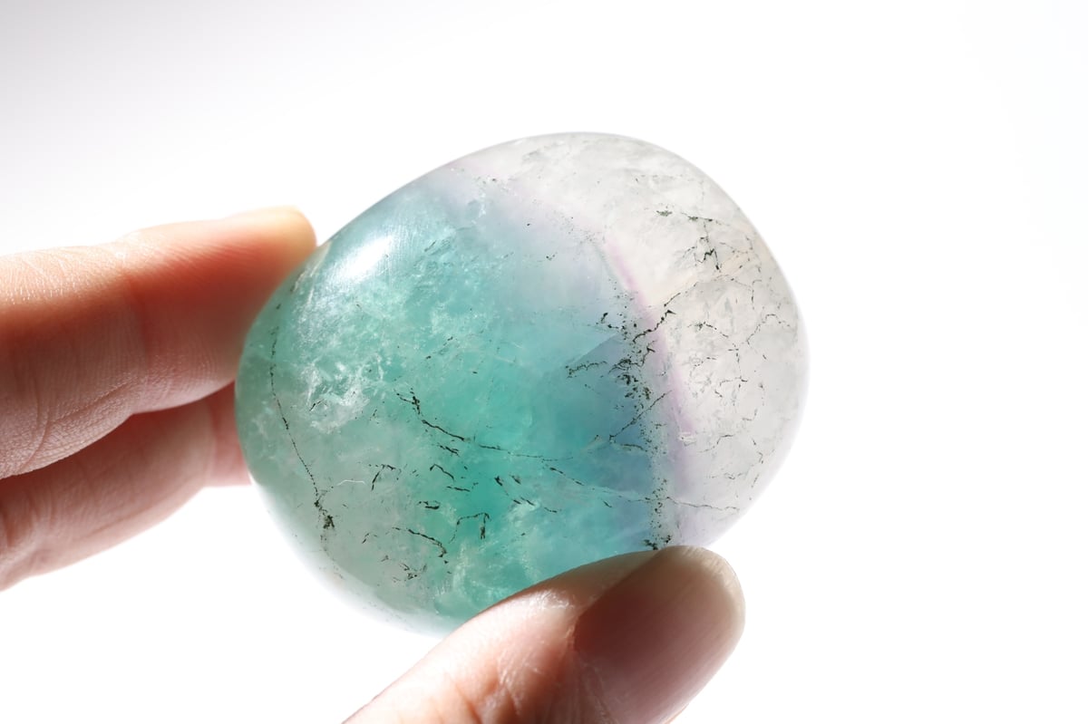 あなたを癒したい】フローライト 握り石 | Y.S.Y24