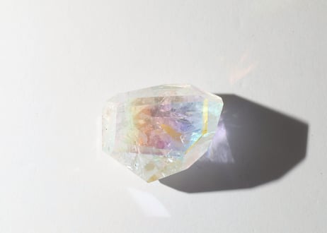 【ユニコーンを呼ぶ】ハイクオリティ エンジェルオーラ クリアクォーツ フリーフォーム