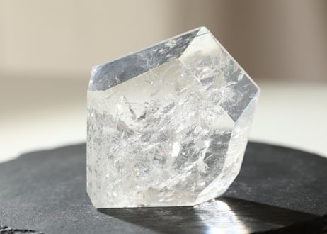 【光の大地へ】虹入り レムリアンクォーツ 磨き