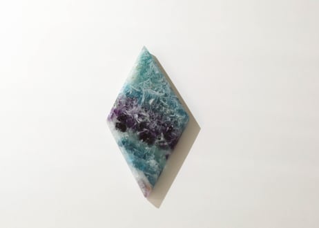 【異世界への扉】エンジェルフェザーフローライト ダイヤ スタンド付き