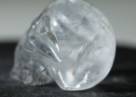 【地球を癒す】ミナスジェライス州産 クリアクォーツ スカル