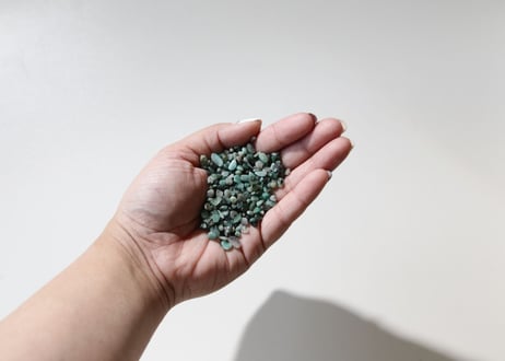 エメラルド さざれ (40g)