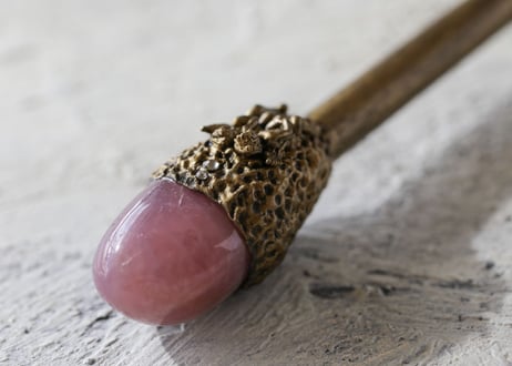 【J.U.rinne】〈Juriの妖精からのリーディングメッセージ付き〉パープルローズクォーツとルナローズのプットと薔薇のワンド