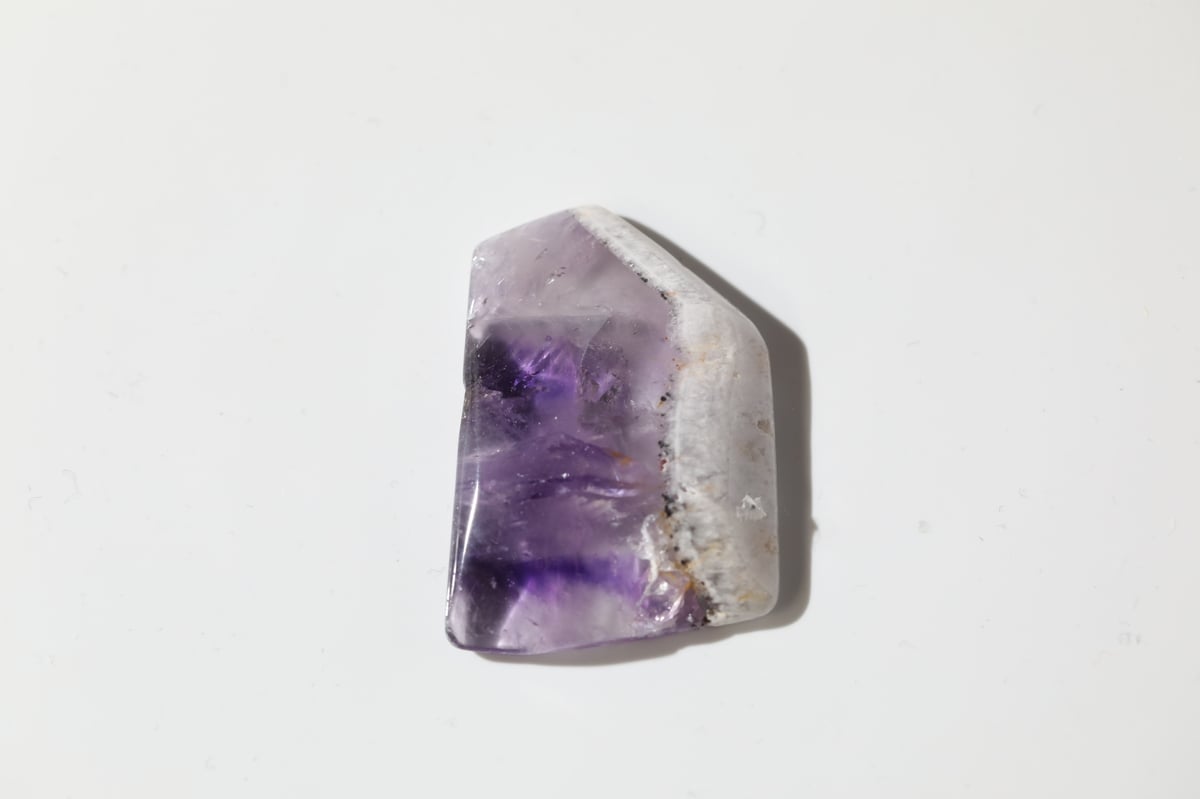 【激レア】三方向トラピッチェアメジスト　スフィア 激レア】三方向トラピッチェアメジスト スフィア