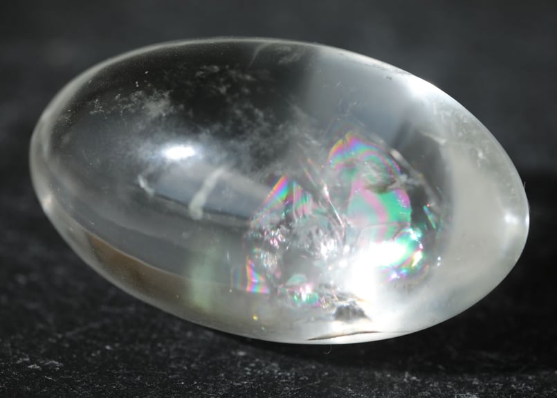 ☆美麗　虹キラキラヒマラヤ水晶　原石☆ レア】虹入り ヒマラヤ水晶 リンガム | Y.S.Y24