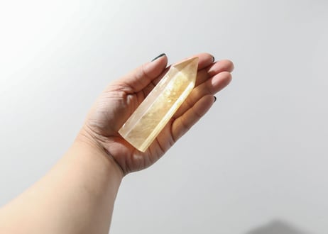 【蜜のかおり】虹入り ハニーカルサイト ポイント