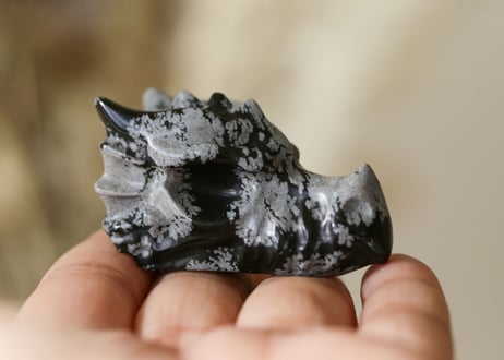 スノーフレークオブシディアン ドラゴン