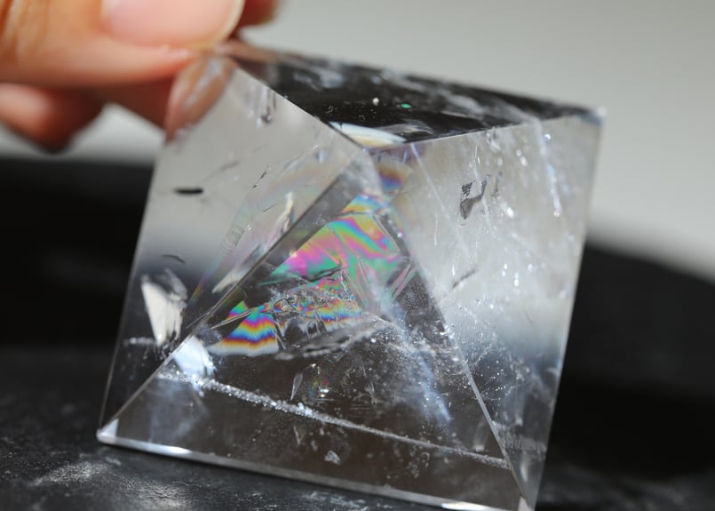 華やかな人生を】虹入り レムリアンシード ピラミッド | Y.S.Y24