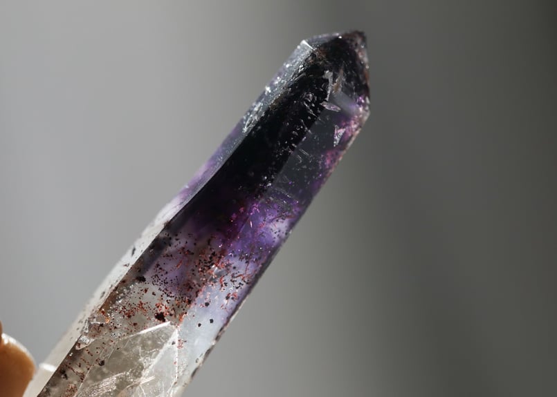 魔女の薬指】マダガスカル産 スーパーセブン エレスチャル | Y.S.Y24