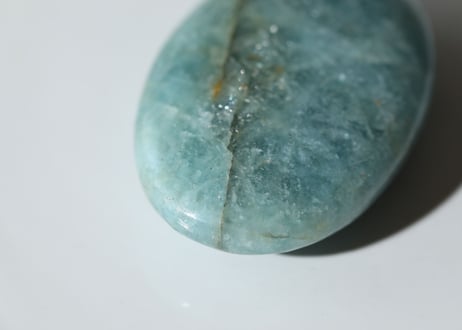 【くじらのお昼寝】アクアマリン 握り石