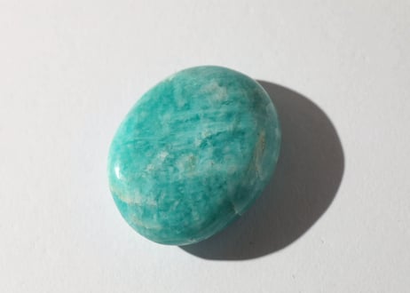 大技封入❣️【虚空蔵菩薩から智慧を授かる】アマゾナイト 握り石 ※イベントクーポン使用不可