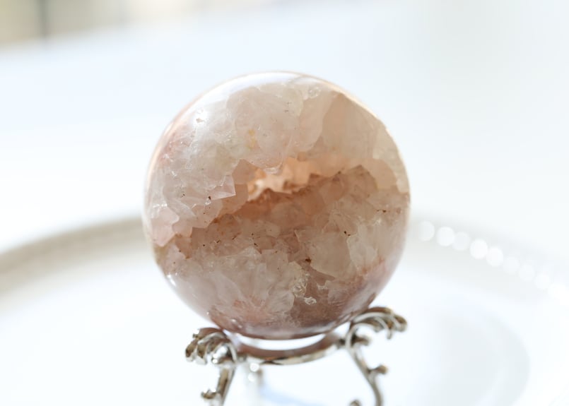 floral】ブラジル産 虹入り ピンクアメジスト スフィア シルバーの台座