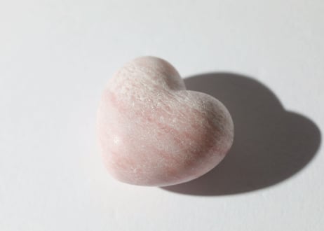 【愛を膨らませる】ピンクオパール ハート