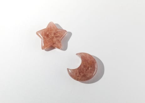 【愛らしさ】ストロベリークォーツ 月と星