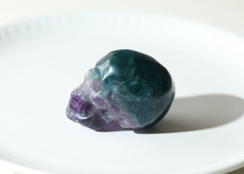 学びの師】レインボーフローライト スカル | Y.S.Y24