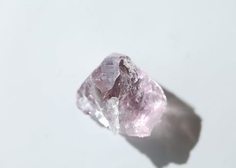 【水のように】ハイクオリティ 虹入りアメジスト 原石ポイント