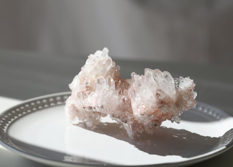 ピンク　リチウム　クラスター　2 女神の庭】ピンクリチウムクォーツ クラスター | Y.S.Y24