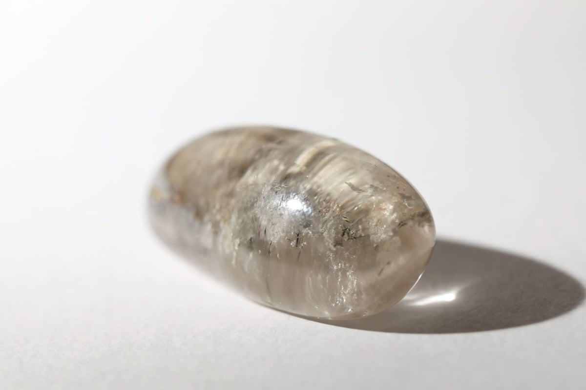 癒しの涙】ホワイトガーデンクォーツ ルース | Y.S.Y24