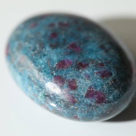 ルビーインカイヤナイト | STORES