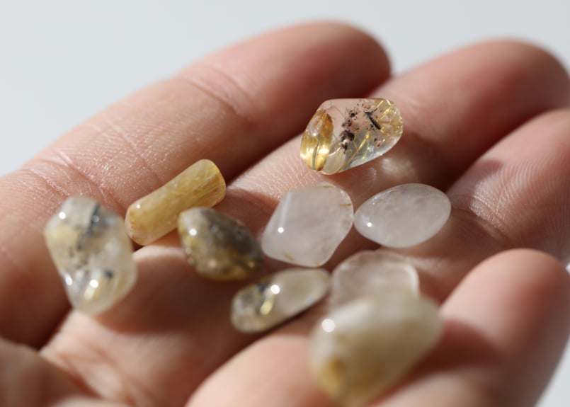 天使が囁くことば】ルチルクォーツ さざれ（40g） | Y.S.Y24