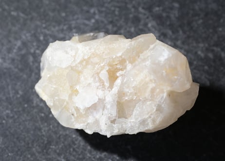 【hug】虹入り マニカラン水晶