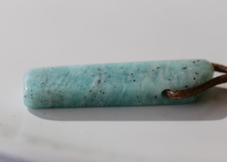 アマゾナイト こどもまもりlong　(茶紐・ベージュ紐）※クーポン使用不可
