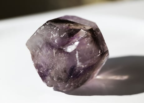 【特別な調和】虹入り トリコロール 水晶 ポイント