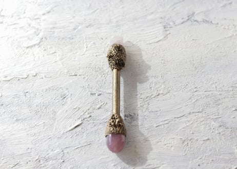 【J.U.rinne】〈Juriの妖精からのリーディングメッセージ付き〉パープルローズクォーツとルナローズのプットと薔薇のワンド