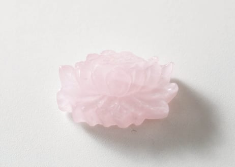 【ディバインの美】ローズクォーツ 蓮の花