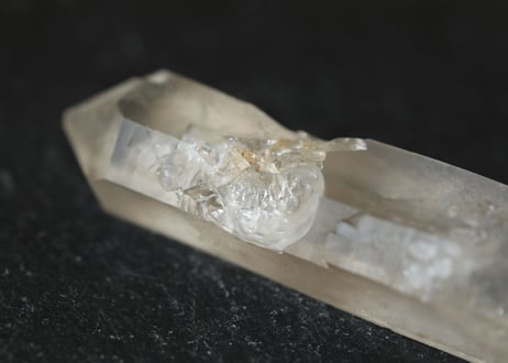 ライトニング水晶　【クリアリング】