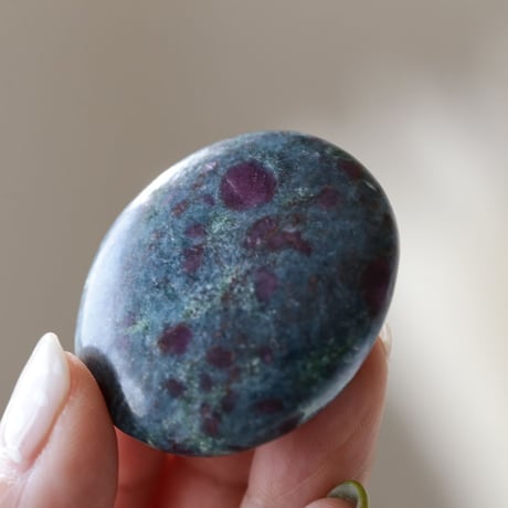 aamm　ルビーインカイヤナイト　天然石ピアス　クォンタムクアトロシリカ aamm様専用 ルビーインカイヤナイト 天然石ピアス クォンタム