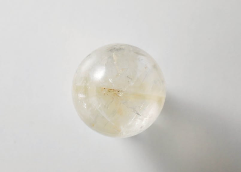 許す強さ】虹入り ゴールデンカルサイト スフィア | Y.S.Y24