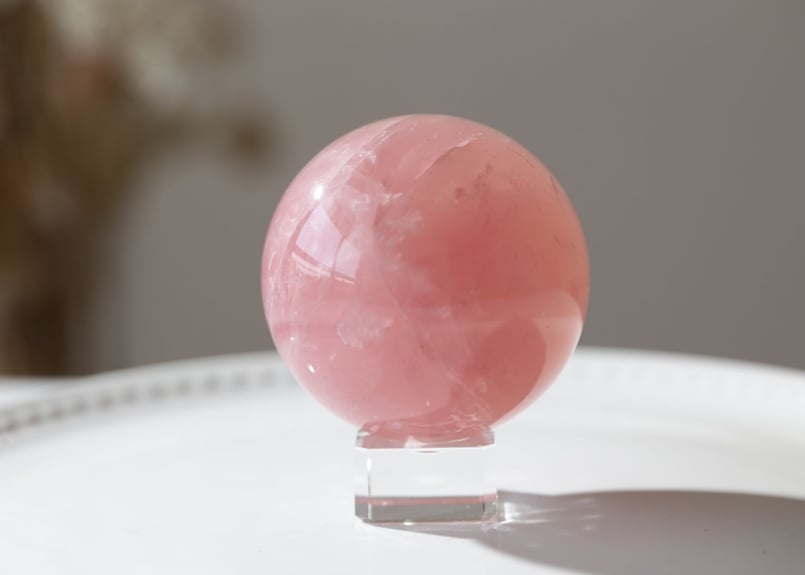 ハートをあたためる】濃いローズクォーツ スフィア | Y.S.Y24