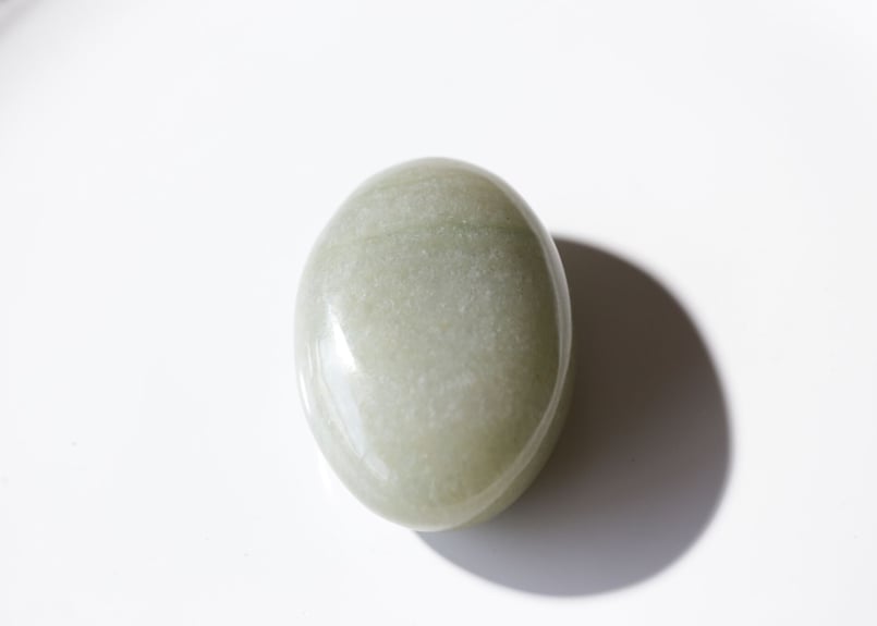 高品質　プラシオライト　グリーンクォーツ　パーム　握り石 高品質 プラシオライト グリーンクォーツ パーム 握り石 高品質