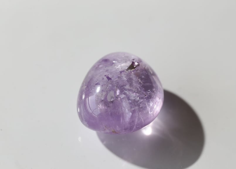 高品質 透明感 虹あり アメジスト タンブル 潤い】虹入り ハイクオリティ アメジスト タンブル | Y.S.Y24