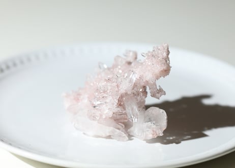【エレメンタルと遊ぶ】ピンクリチウムクォーツ クラスター