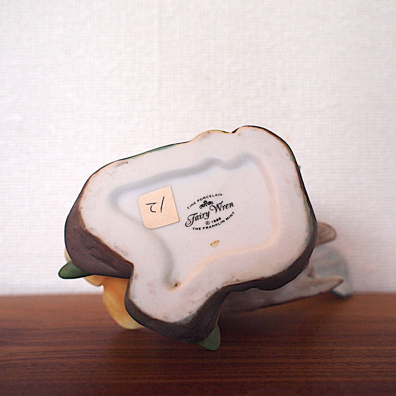 陶器のバラ9個とスタンド　イタリア製 フランクリンミント社 陶器のバラ9個とスタンド イタリア製 フランクリンミント社