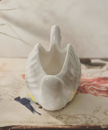 Vintage SWAN(s) ARTONE ENGLAND