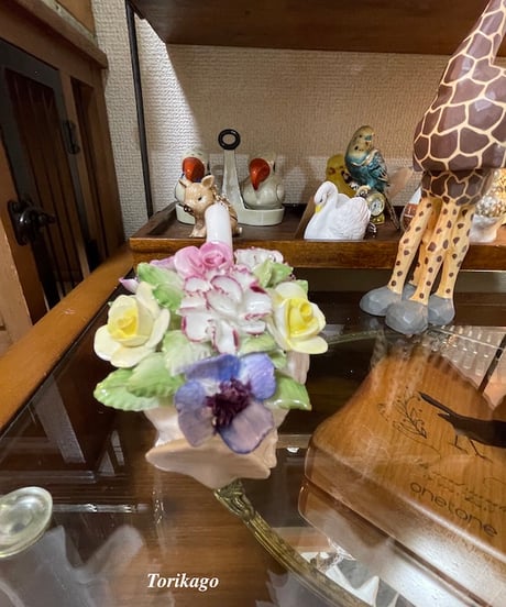 ROYAL DOULTON  / ロイヤルドルトン フラワースワン