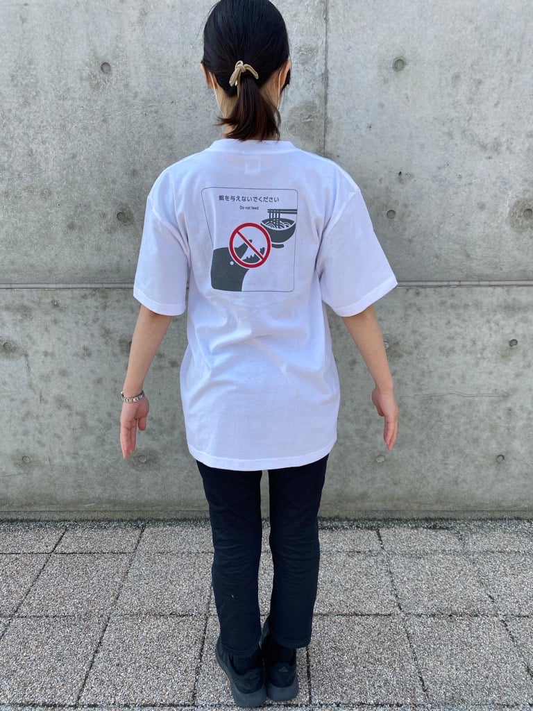大人用Tシャツ イルカ看板 | 四国水族館ミュージアムショップ