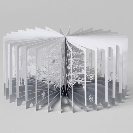 360°BOOK「 雪降る森 / Snowy World」大野友資・作（青幻舎）