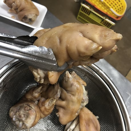日之影豚足 （１本）