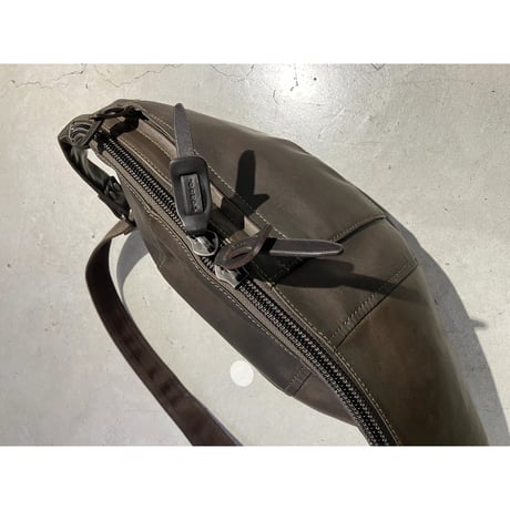 CORBO./コルボ　8KO-9717　equines バムバッグ　＃ac