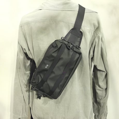 CIE/シー GRID3　032057　2WAYスリングバッグ