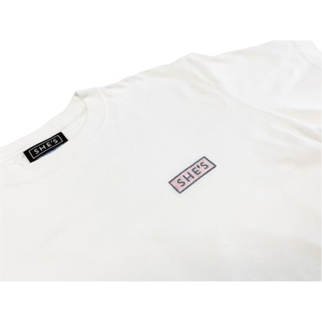 刺繍ロゴ Tシャツ（ホワイト）