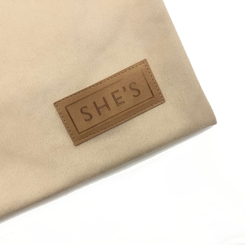 巾着型ショルダーバッグ(ベージュ) | SHE'S ONLINE SHOP 巾着型ショルダーバッグ(ベージュ) | SHE'S ONLINE SHOP