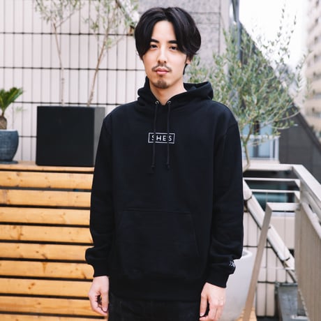 刺繍ロゴ フーディー（ブラック）